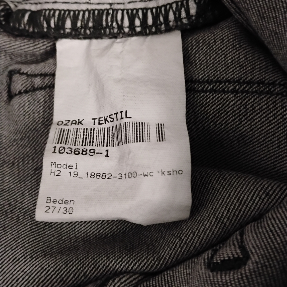 Levi's Factory Sample - Picture 4 of 4